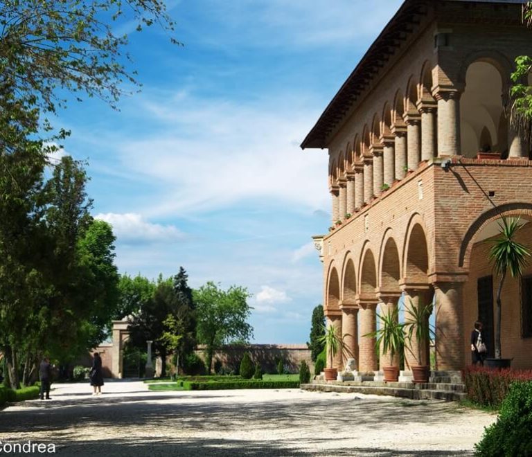 Mogoșoaia Palace and Gardens