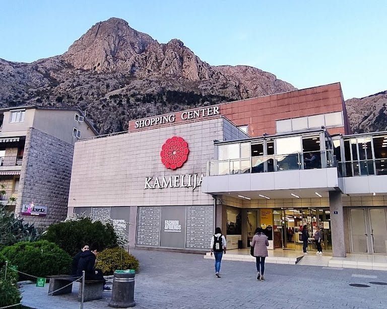 Kamelija Shopping Centre