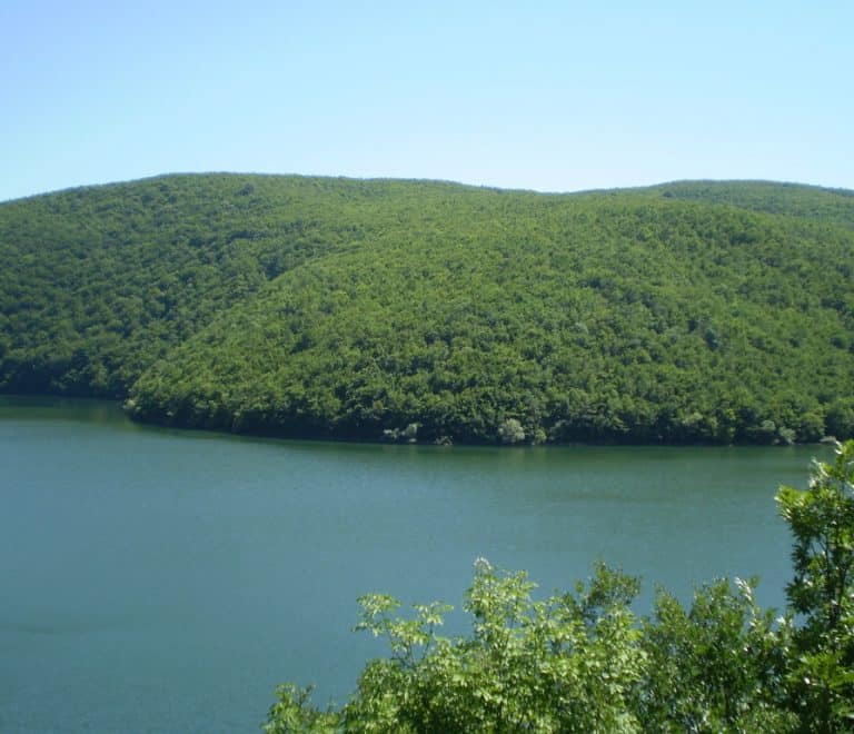 Gollak Mountains